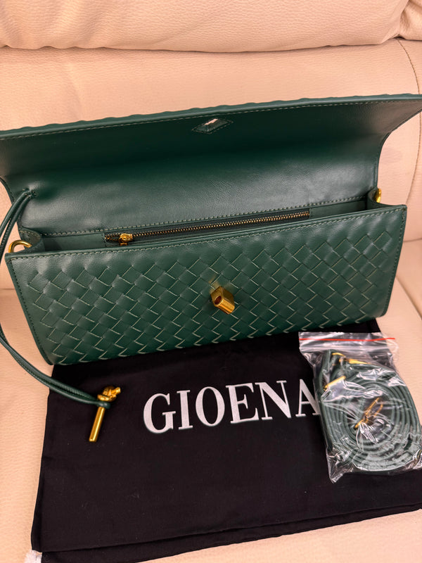 #pinegreen