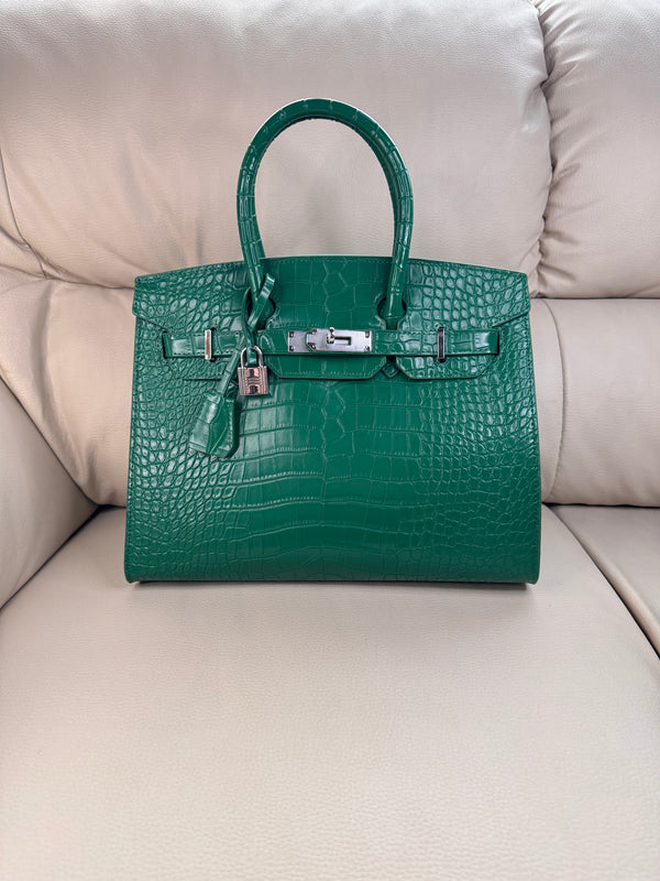 #pinegreen