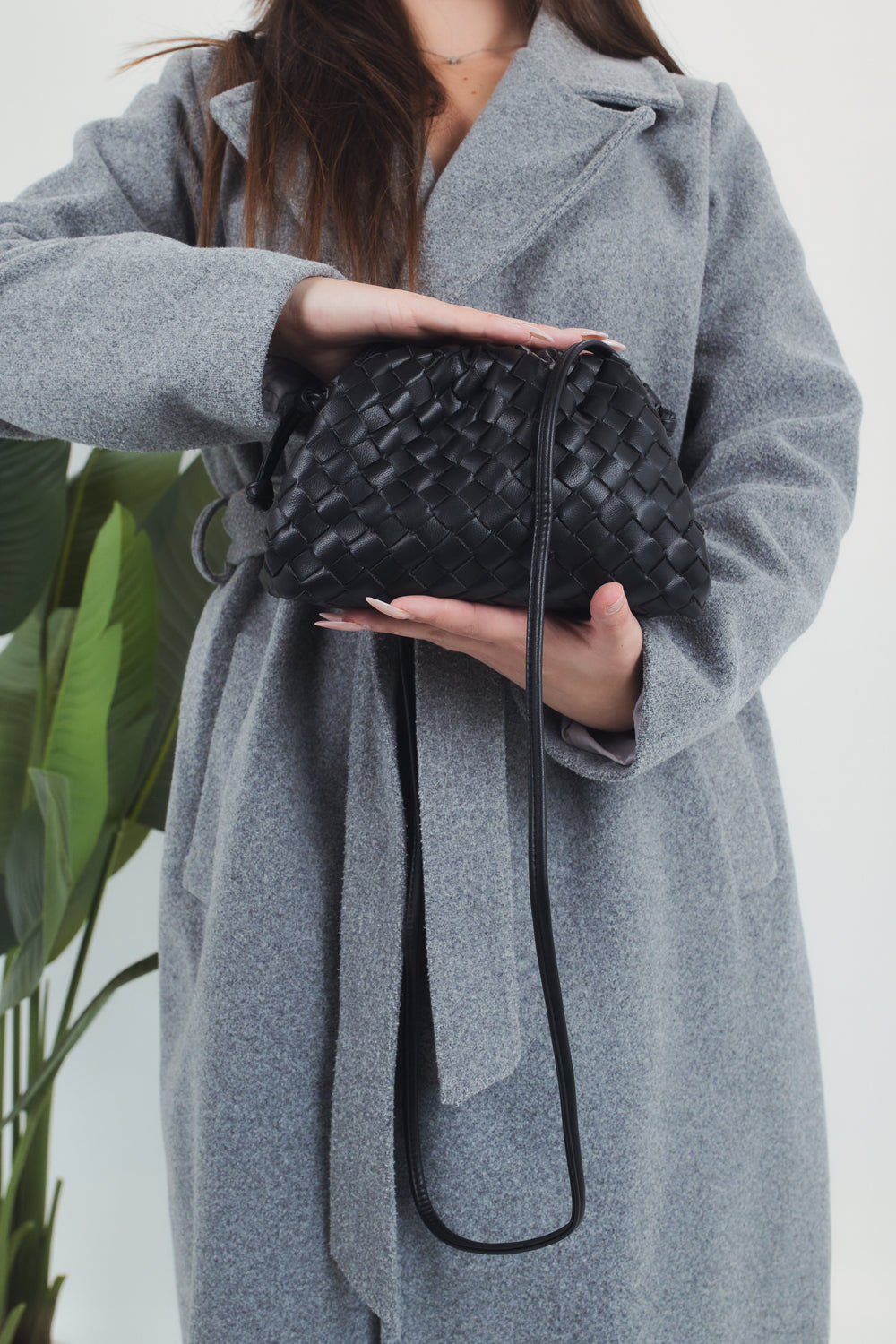 Gaia Woven Pouch Bag - Black