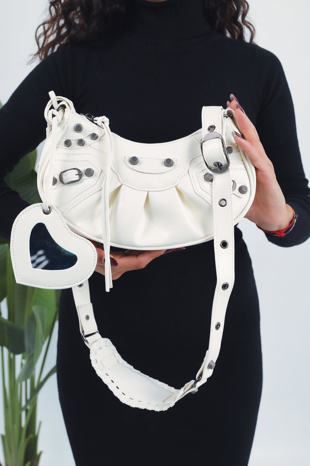 Carola Heart Mirror Bag - White