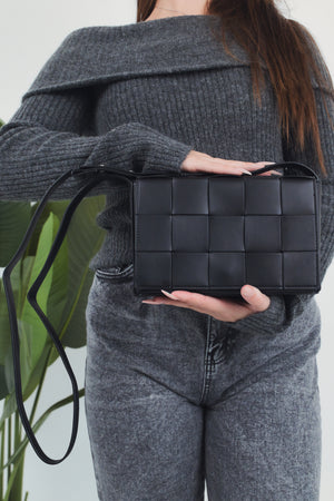 Andrea Unisex Woven Messanger Bag - Black