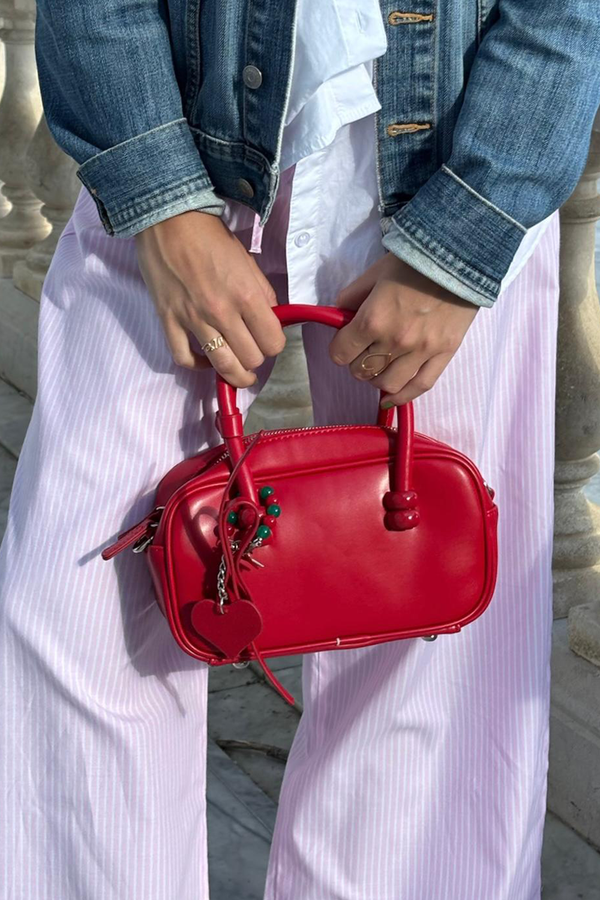 #cherryred