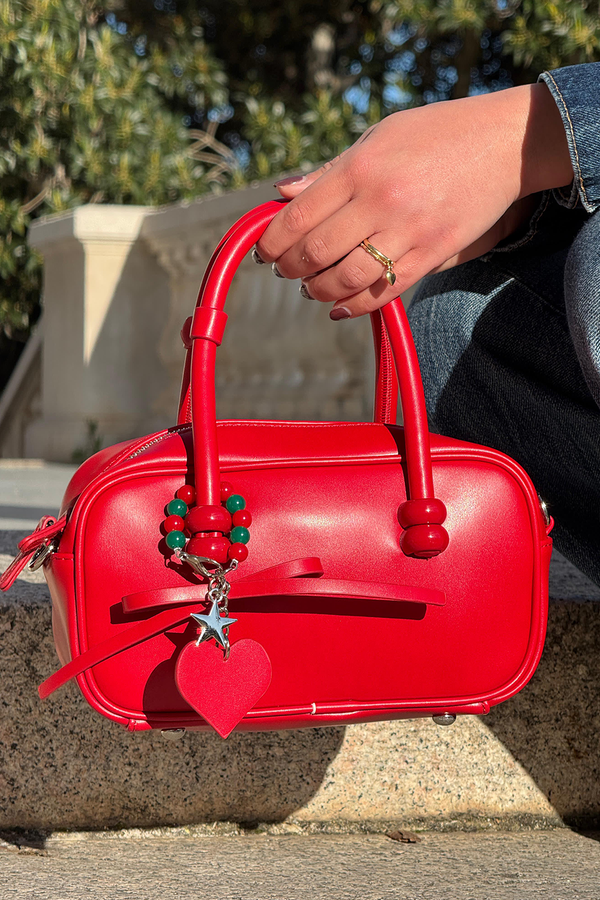 #cherryred