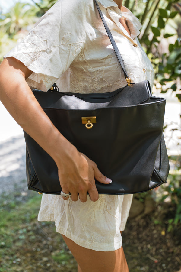 Roberta Medium Bag - Black - Gold